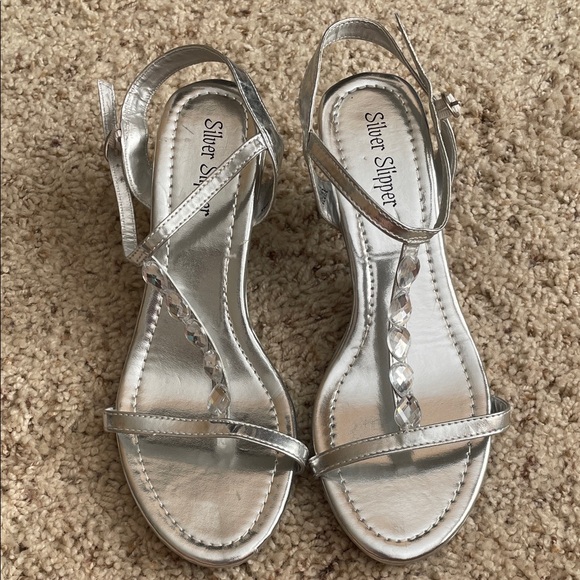 Silver Strappy Jeweled Sandals - Picture 1 of 6